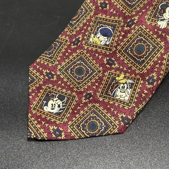 The Disney Store Tie Men’s 60” L 4” W Mickey Goofy Donald Print 100% Silk - Picture 2 of 4